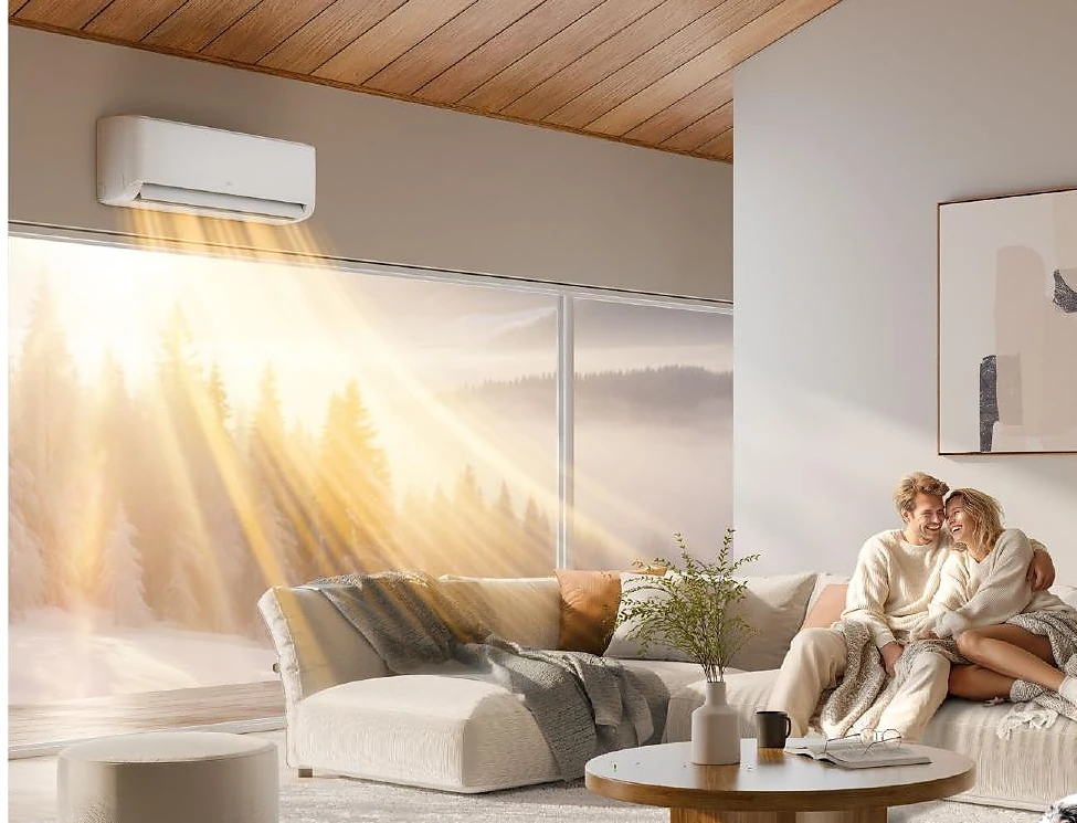 Midea Raynor EX õhksoojuspump koduses elutoas